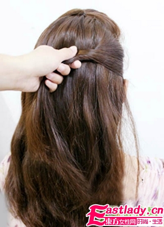 韩式花苞鱼骨辫编法图解