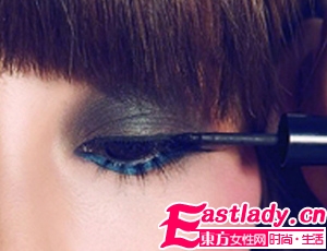 冷艳气质的眼妆怎么画