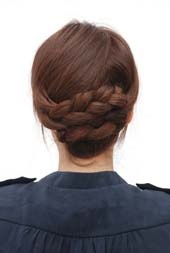 超时尚的麻花辫盘发