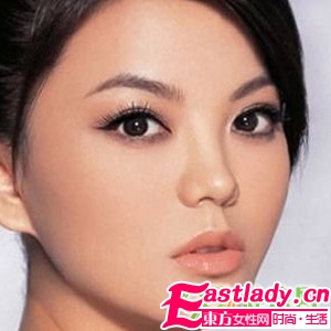 五招让你滋润美唇不烦恼