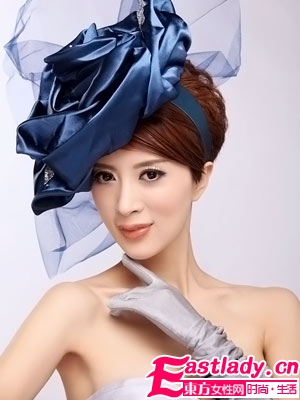 2月星座的浪漫桃花妆