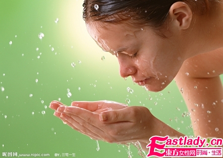 10条实用夜晚美容护肤小秘籍