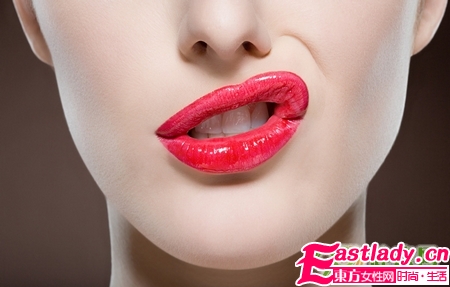 嘴唇干裂怎么保护是最快最好