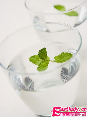 40岁黎姿容颜不老的保养秘诀