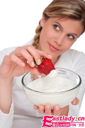 酸奶9个超简单的DIY面膜 简单便宜有效