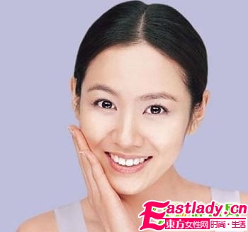 看明星是这样消除 孔"惧的