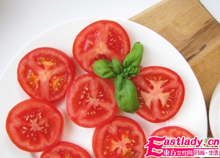 西红柿怎么美容 番茄的美容功效