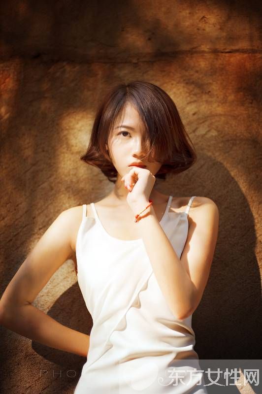 女性经期头疼 这样做头痛远离你