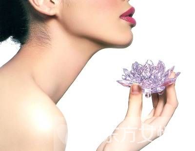 颈部疲劳怎么办 一天24小时简单按摩操防御颈椎病