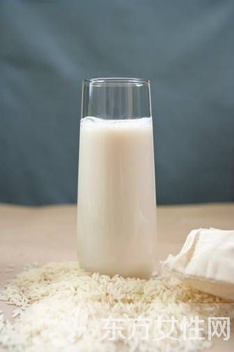 胃不好可以喝酸奶吗 酸奶和牛奶哪个养胃