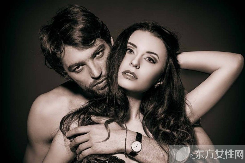 夫妻生活小百科 8大技巧让性爱更疯狂