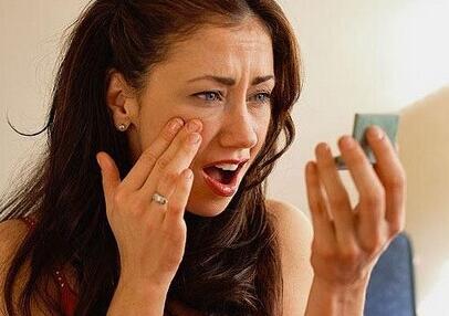 女性内分泌失调症状有哪些 是什么原因造成的呢