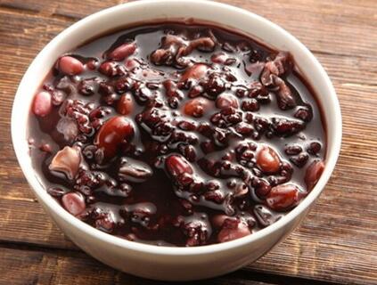 夏季祛湿粥有哪些呢 什么样的祛湿粥能赶走湿气