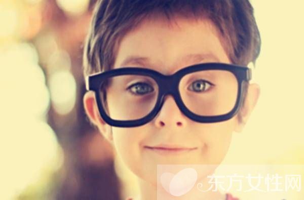 儿童眼睛散光怎么治疗 形成散光眼的主要原因有