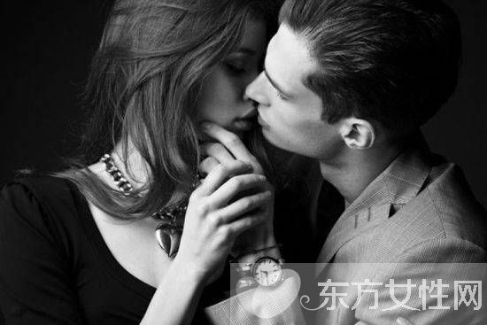 学这八个男女接吻技巧 让她非你不可