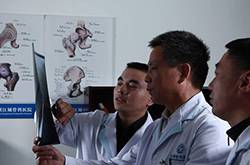 股骨头坏死四大常见症状 9款食疗助康复