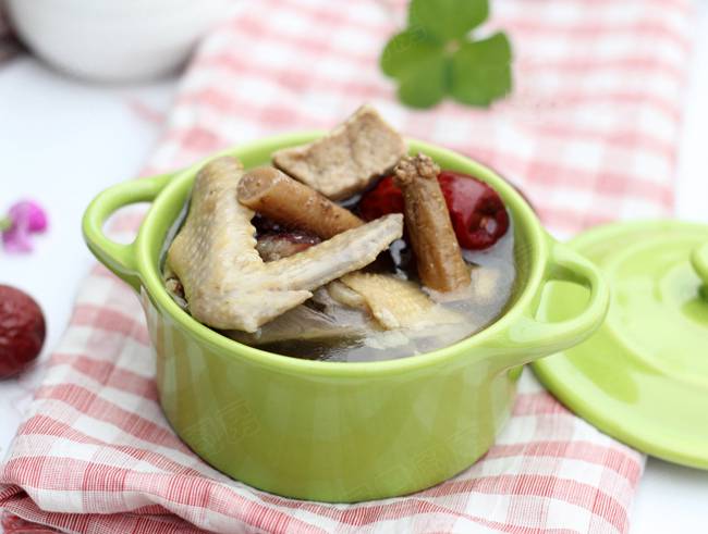 鸽子汤的功效与作用 探究鸽子汤回奶吗