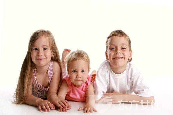 儿童先天性远视的原因 出现这些情况家长需留意