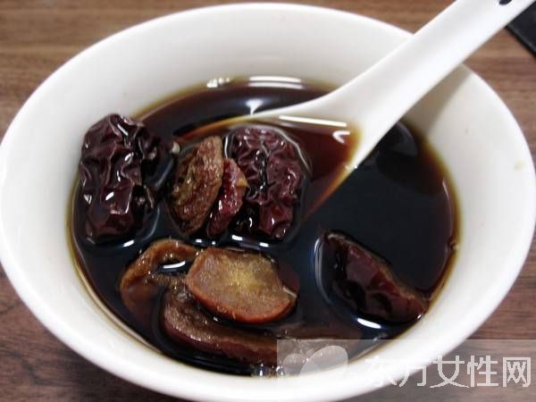 痛经吃什么止痛快 这些食物治疗痛经棒棒的哟