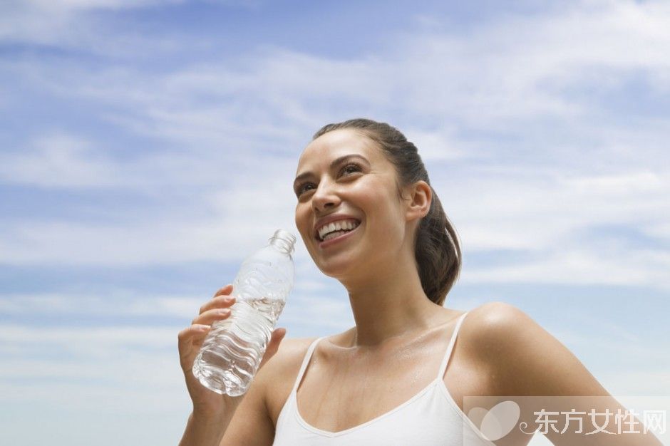 卵巢癌的早期症状 这些身体讯号多半是卵巢癌哦