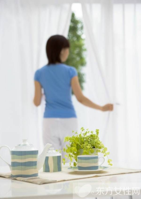 卵巢癌的早期症状 这些身体讯号多半是卵巢癌哦