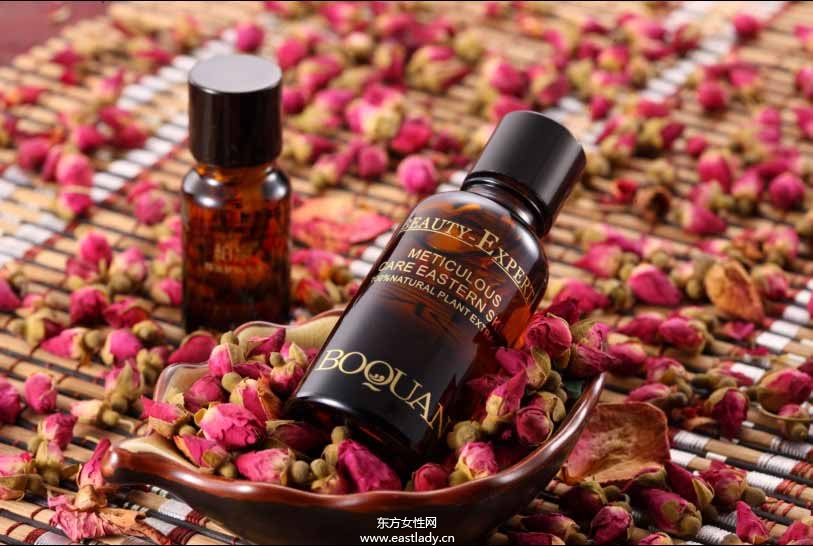 你知道精油的功效及用法吗  五种方式随你喜欢