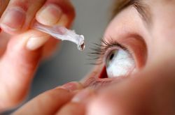 干眼症用什么眼药水好 你知道干眼症是如何引起