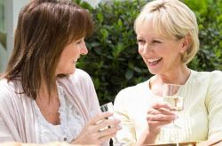 老年阴道炎怎么治疗 预防老年阴道炎的食疗偏方推荐