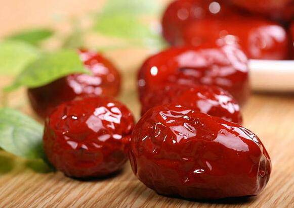 想要告别黄脸婆 这些食物要多吃