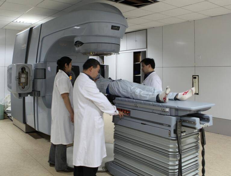 男子患上急性戊型肝炎 应该如何治疗