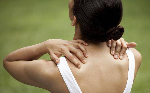 颈椎病的症状有哪些   低头一族 要警惕