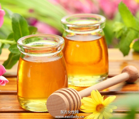 你知道柠檬蜂蜜水的功效与作用吗 美白养颜都是它