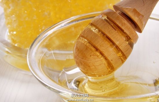 你知道柠檬蜂蜜水的功效与作用吗 美白养颜都是它