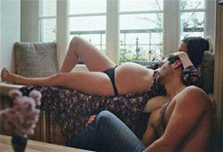 怀孕时老公要爱爱怎么办  口爱+飞机杯 帮男人打出性高潮