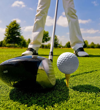 打高尔夫帮助提升记忆 打高尔夫的七大好处