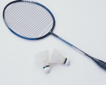 羽毛球拍推荐 羽毛球拍什么牌子最好