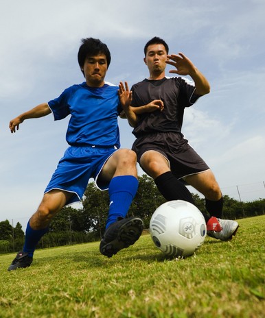 踢足球的好处 男人踢足球不可不知的好处