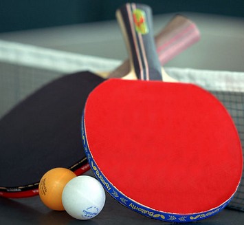 体育养生运动乒乓球 如何练习直拍横打