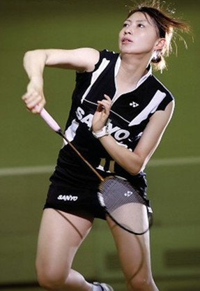 打羽毛球的技巧 打羽毛球才能成为高手