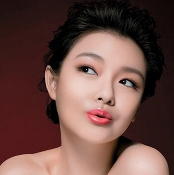 拉丁舞培训 教你如何画好拉丁舞的标准唇