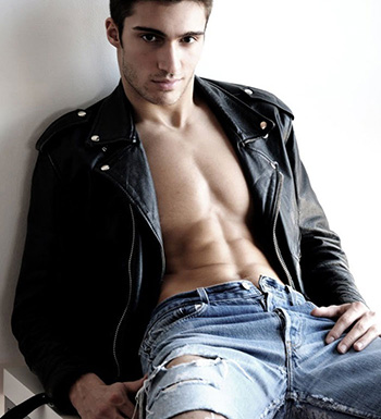 健身养生 男生如何快速练出完美腹肌