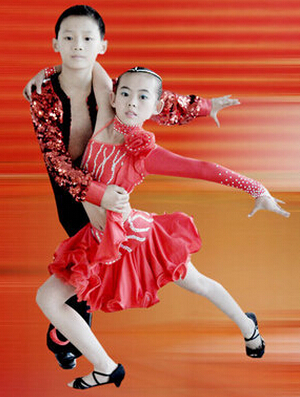 瘦腹运动 拉丁舞是瘦身减腹的首选健身运动