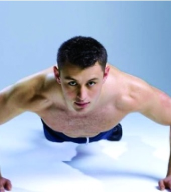 俯卧撑减肥 助就完美曲线