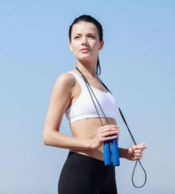 跳绳能减肥吗 跳多会导致胸部下垂吗