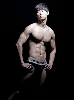 怎么练腹肌 男性如何快速锻炼腹肌