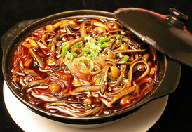 哺乳期吃什么奶水多 红苕粉烧鳝鱼的做法