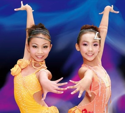 婀娜多姿肚皮舞 跳肚皮舞对服饰有哪些要求