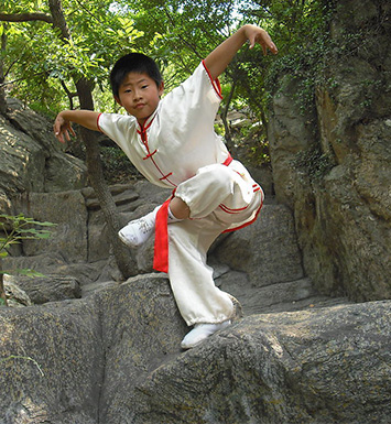 养生气功功法 武当养生气功的强身健体功