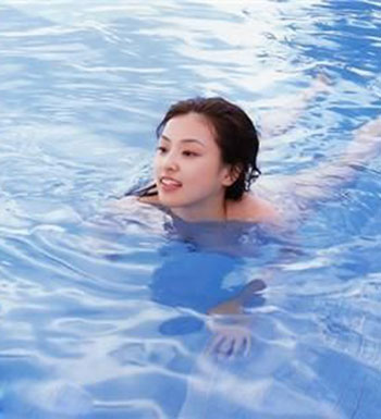 夏季游泳最解暑 游泳前应该怎样热身