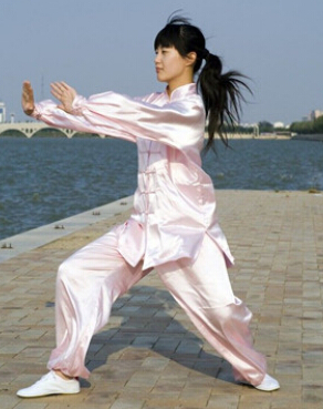 养生太极拳 癌症患者宜多练太极拳